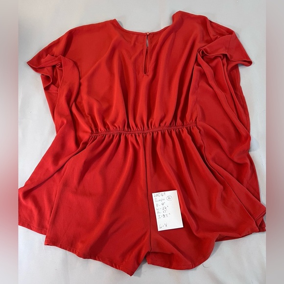 Women's Short‎ Sleeve Romper - Brick Red Sz Medium butterfly style - Picture 9 of 9